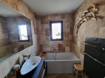 Image de JS Carrelage - Carreleur et Création / Rénovation Salle de Bain - Bordeaux & Bassin d'Arcachon