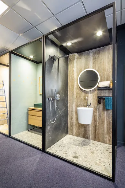 Image de RICHARDSON MEYTHET/ANNECY SALLE D'EXPOSITION